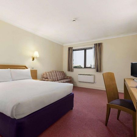 Days Inn Stafford Dış mekan fotoğraf